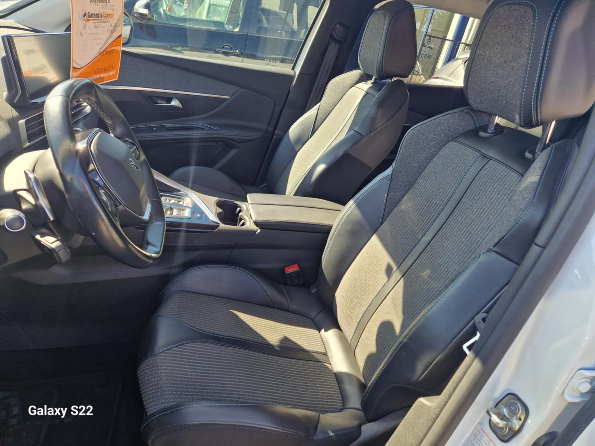 PEUGEOT 3008 BlueHDI 130 EAT8 S&S Allure Pack