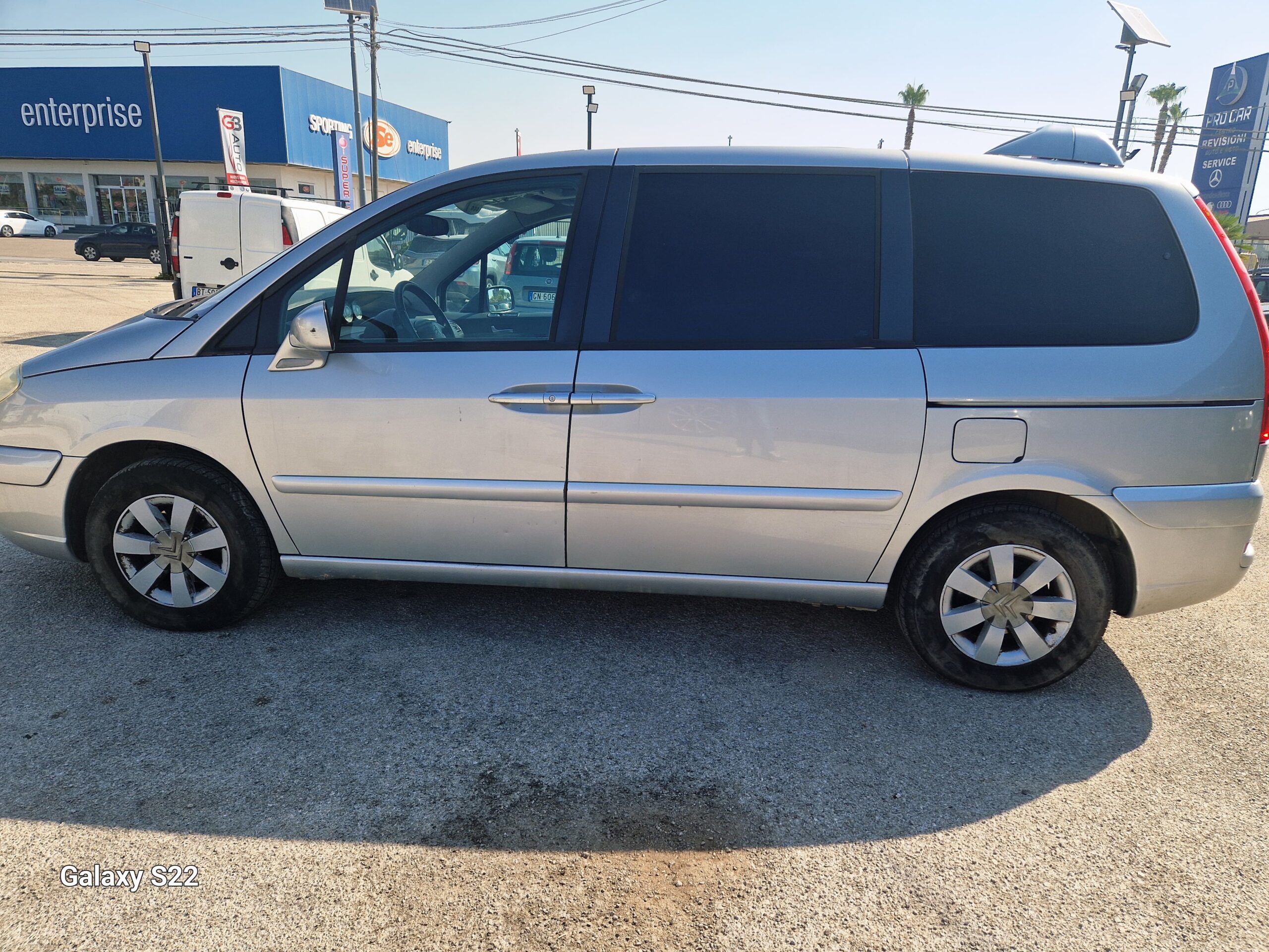 2004 CITROEN C8
