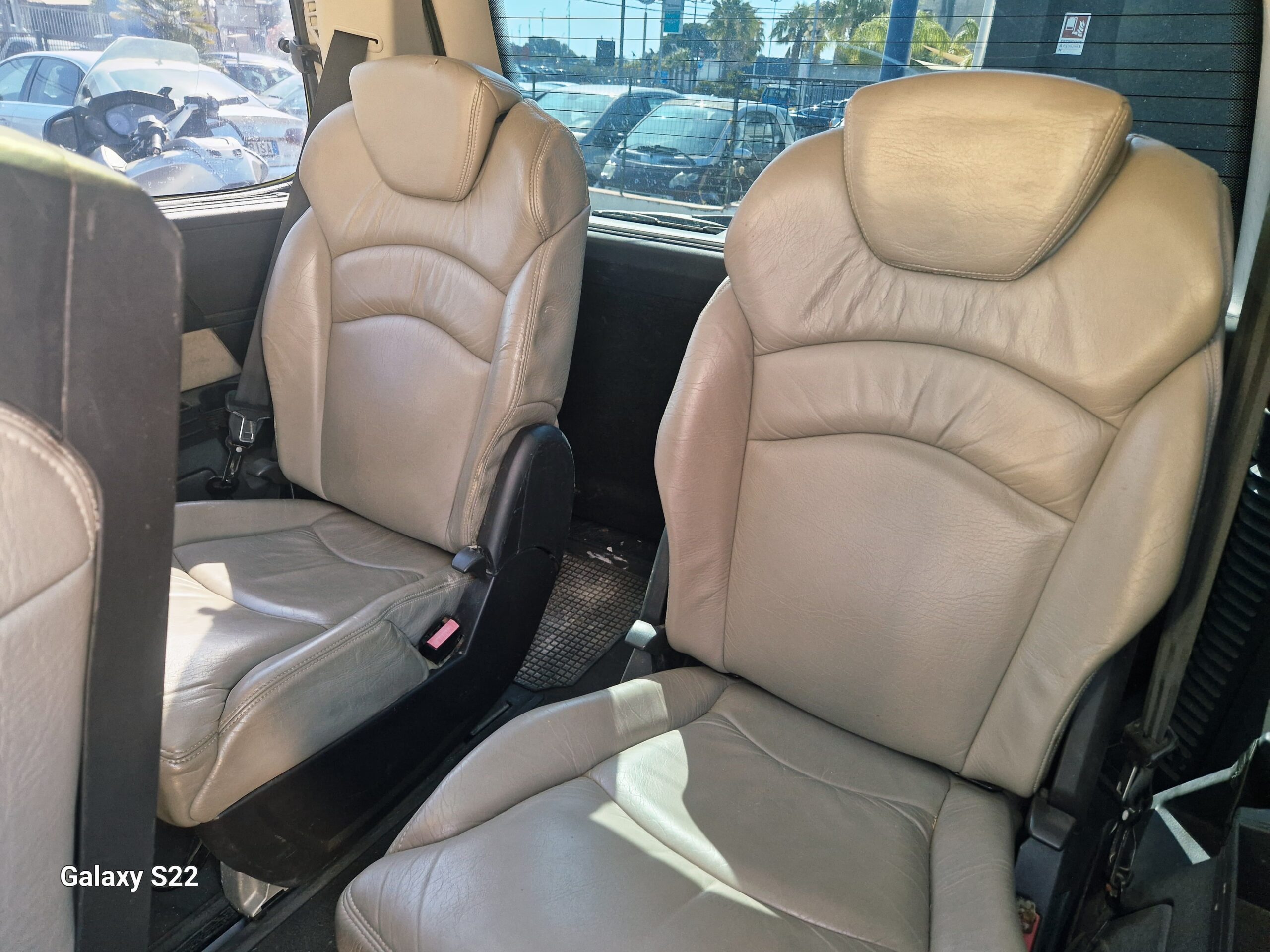 2004 CITROEN C8